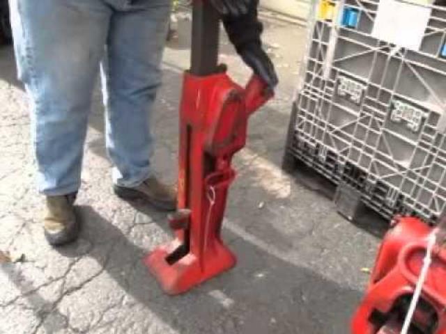 Rental store for JACK, RAILROAD 20 TON in Chicago IL